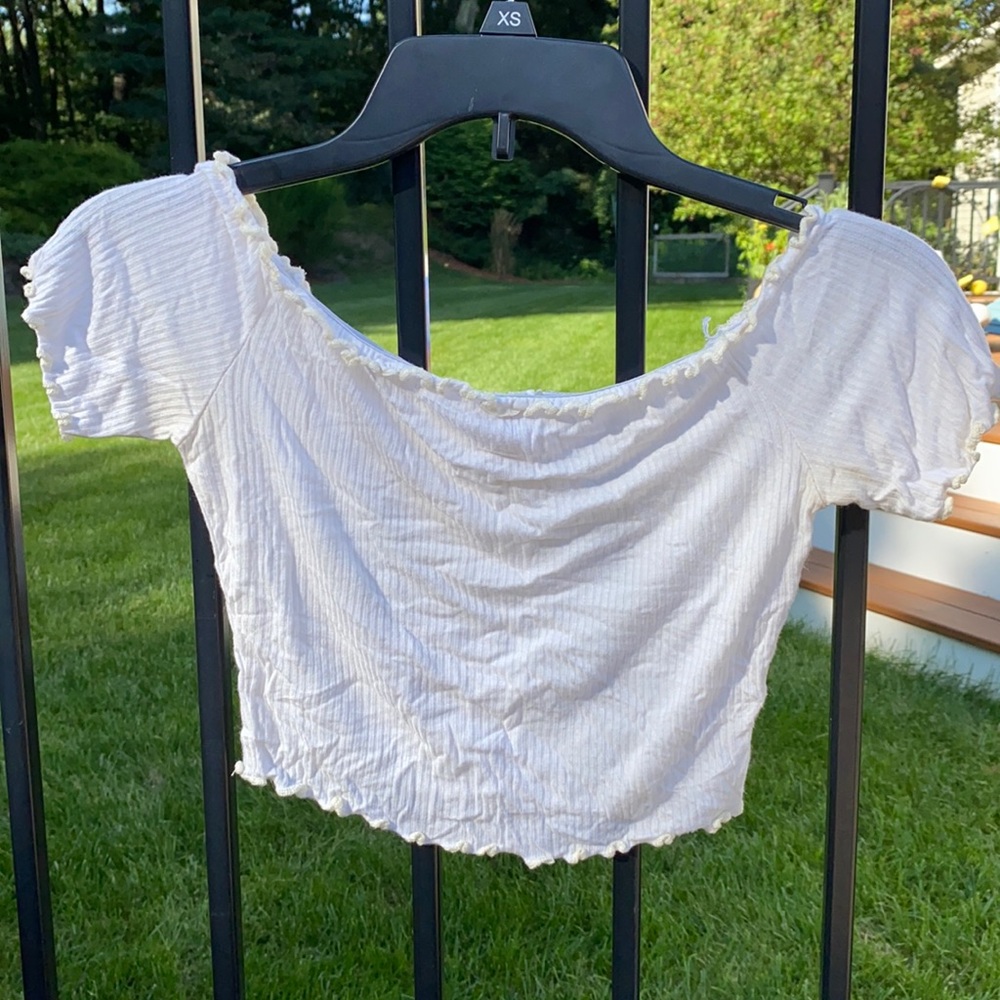 White off the shoulder crop top